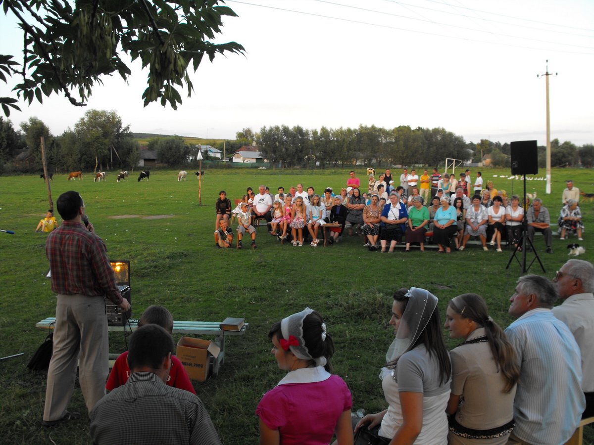 Голос надії. Історія місії